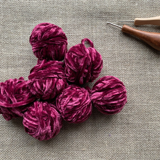 Plum Pudding Velvet Yarn