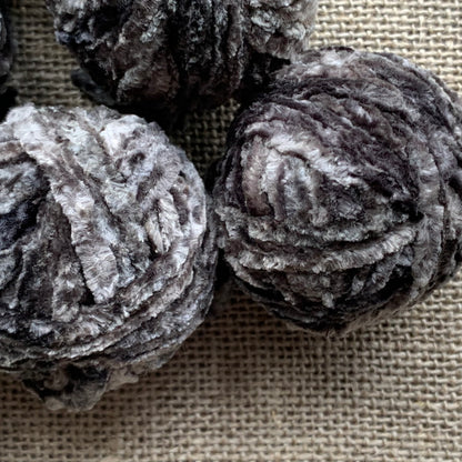 Charcoal Grey Crushed Velvet Yarn