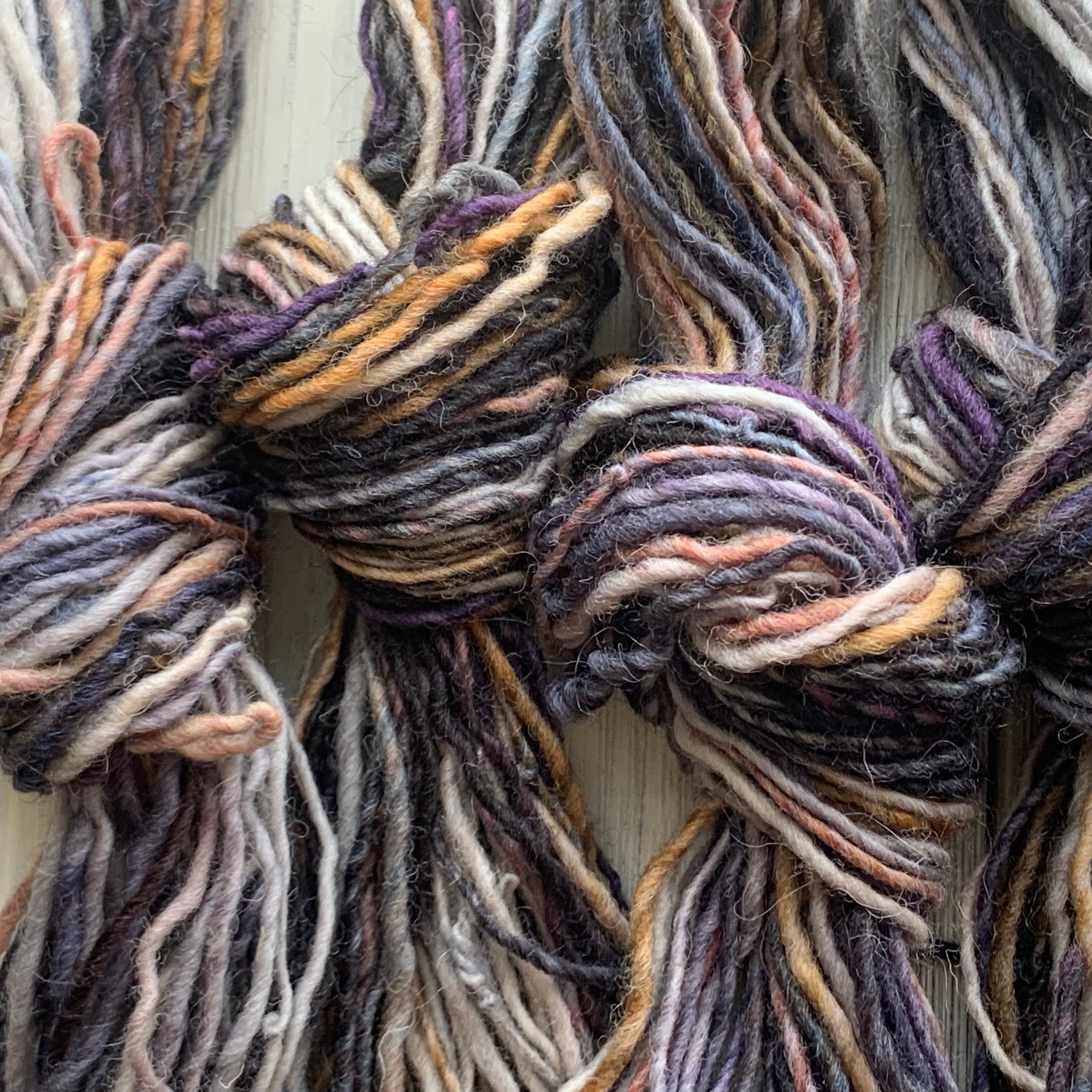 Hand-spun Old Barn 20g